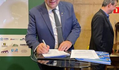 Dr. Marcos Vinicius toma posse como 1º vice-presidente da Confederação Nacional de Municípios (CNM)