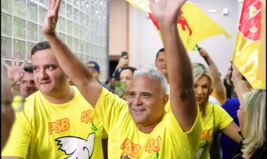 Na cerimônia de anúncio de sua pré-candidatura à prefeitura, Nardyello destaca a prioridade da cidade