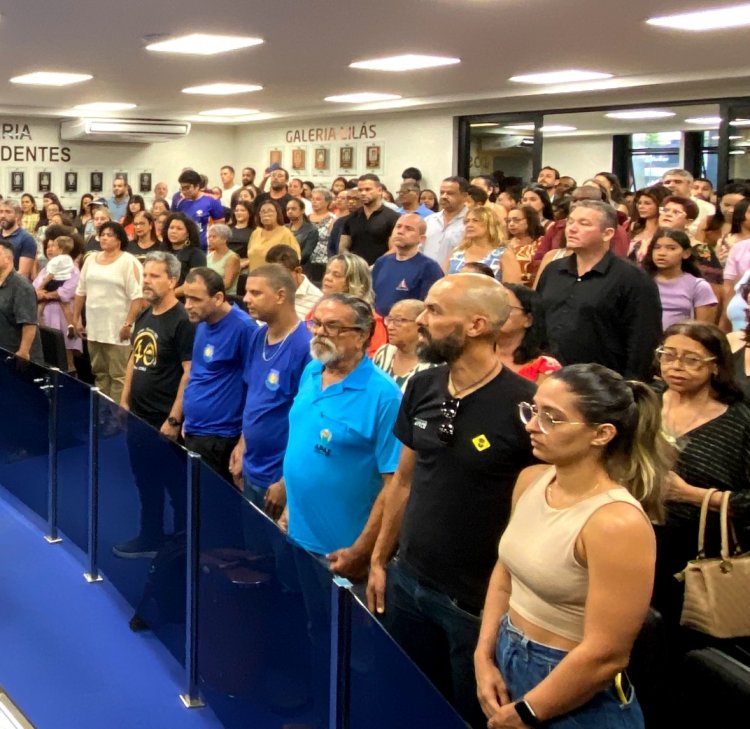 Câmera de Timóteo entrega mansões de aplausos e medalha mundinho