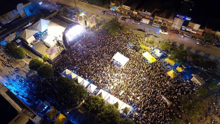 Anderson Freire encerra o 4º Festival Gospel de Fabriciano com show memorável e coro de mais 10 mil pessoas