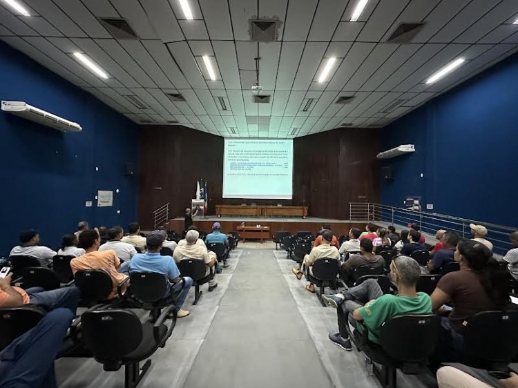 Agentes de combate às endemias participam de treinamento